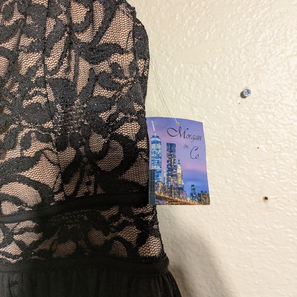 Morgan &Co Elegant Black Lace Off-Shoulder Dress Nwt Size 5 - Picture 5 of 10